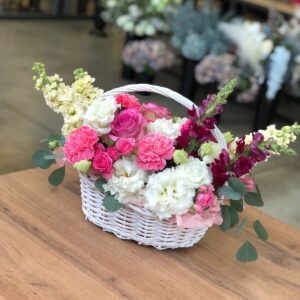 Цветочная корзина - доставка цветов в Липецке